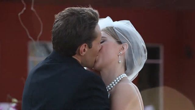 2010 - 05 | Whitney + Vaughn Wedding Day Edit смотреть онлайн