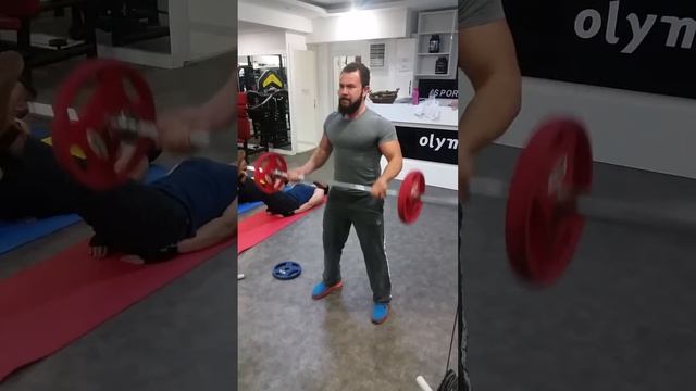 BICEPS KOMBINASYONU смотреть онлайн