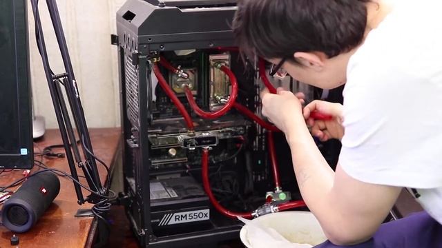 ПРОТЕКЛА КАСТОМНАЯ ВОДЯНКА В НОВОМ КОМПЕ | КАК СОБРАТЬ СВО, ЧТОБЫ НЕ БЫЛО ПРОТЕЧЕК смотреть онлайн