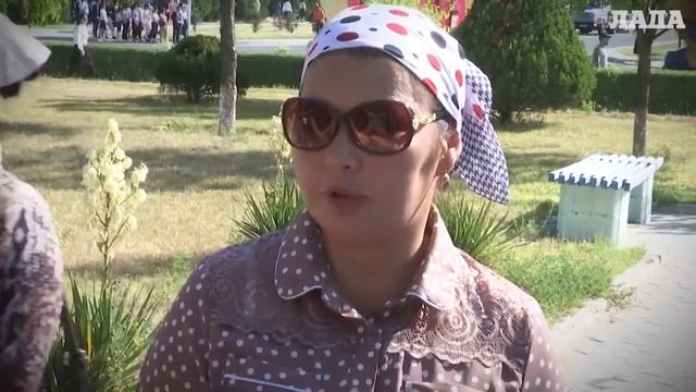 Актау Мангистау Многодетные матери требуют жилье у акима области. смотреть онлайн