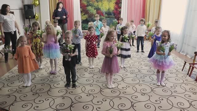 День матери. Праздник в детском саду. смотреть онлайн