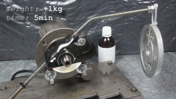 Comma X-Tech 5W30 Jak skutecznie olej chroni silnik? 100°C