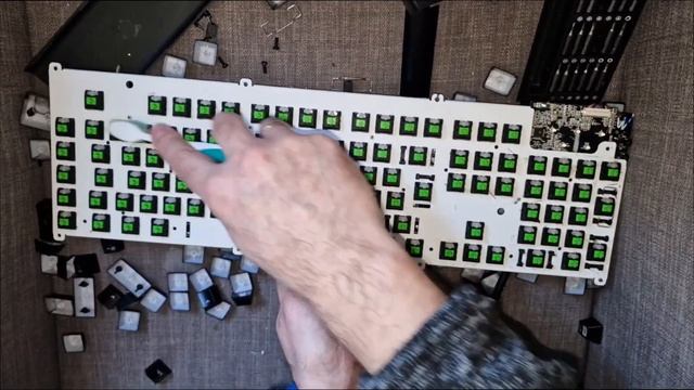 RAZER BLACKWIDOW ДЕЛАЕМ СВЕТИЛЬНИК-НОЧНИК ИЗ КЛАВИАТУРЫ! смотреть онлайн