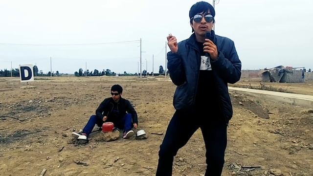 Carmin en los labios - Chabelos(The Fiarncins) смотреть онлайн