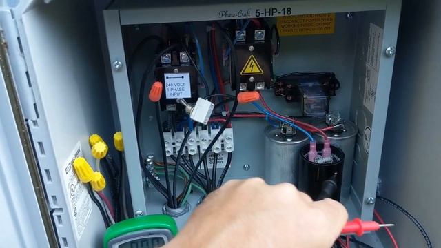 Make 3 Phase Power from Single Phase with a Rotary Phase Converter смотреть онлайн