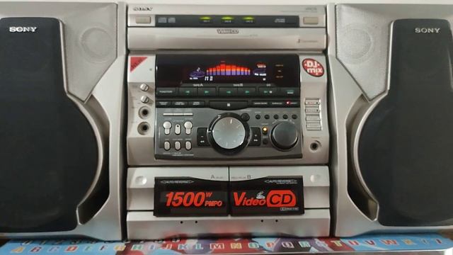 SONY MHC-V717 HiFi Music System 1500 Watt PMPO Made In Tokyo Japan