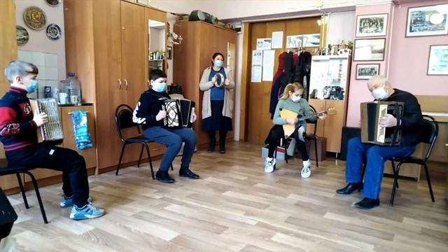 Инструментальный ансамбль детской фольклорной студии "Бузулук" смотреть онлайн