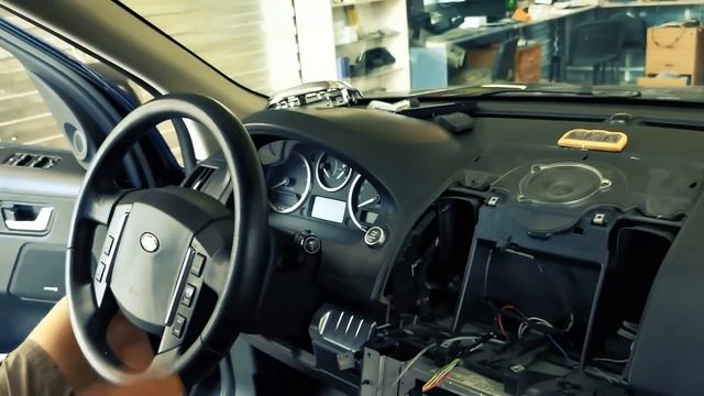 Подробная инструкция по установке планшета в Land Rover Freelander 2 \ Discovery смотреть онлайн
