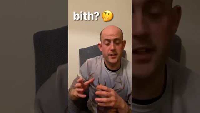 Gaelic Spelling Bee 🐝 смотреть онлайн