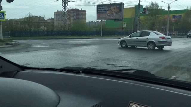 Разворот на Хевешской 08.05.2020 смотреть онлайн