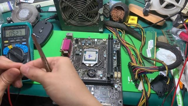Sửa chữa mainboard giga H81M Ds2 tự kích nguồn chớp tắt liên tục смотреть онлайн