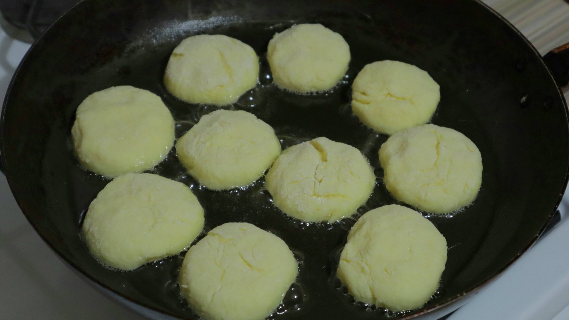 Из 3 ингредиентов которые всегда есть в холодильнике готовлю на завтрак вкуснятину смотреть онлайн