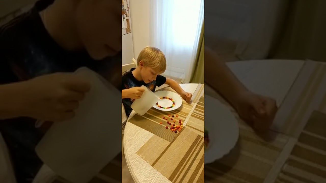 Крутой эксперимент: скитлс и вода! смотреть онлайн
