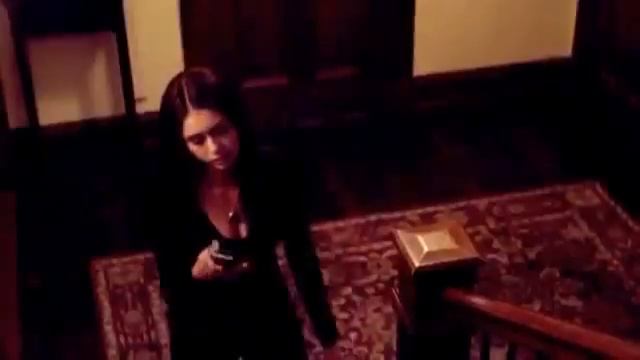 Деймон & Елена смотреть онлайн