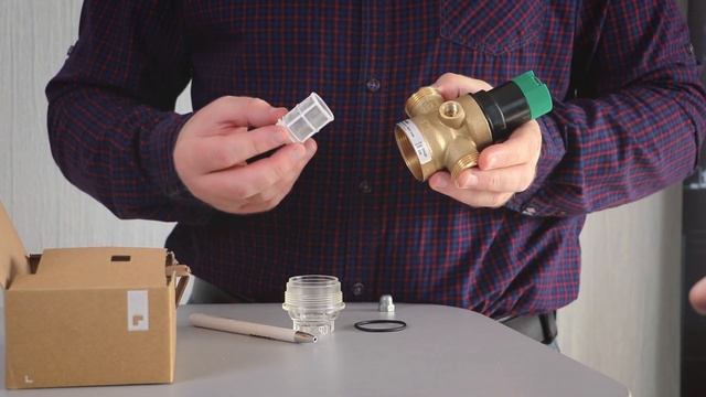 Honeywell D06F регулятор тиску VS регулятор тиску Resideo D06F смотреть онлайн