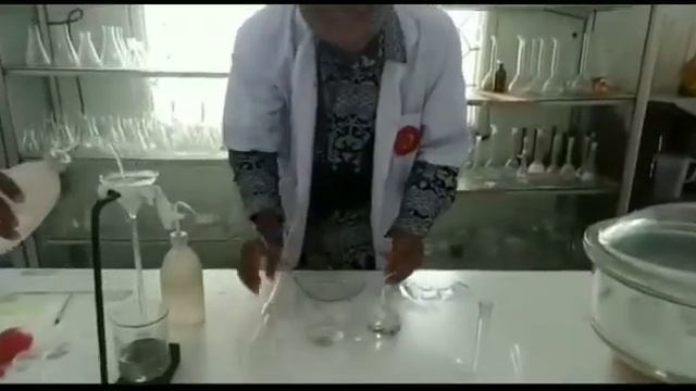 Praktikum Kimia Analisis, Penetapan Kadar BaCl2 . 2H2O смотреть онлайн