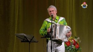 "ПОЧЕМУ ЖЕ ТЫ ЗАМУЖЕМ ?" поёт Валерий Семин . Главный баянист передачи "ПРИВЕТ АНДРЕЙ" Живой звук!