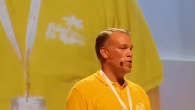 Магнус Брэннстром Генеральный Директор и Президент Oriflame Пальма де Майорка 2019... смотреть онлайн