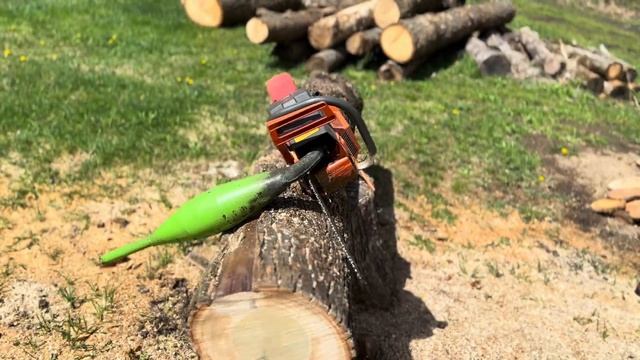 Expansion Chamber Chainsaw! More Power! Let’s Find Out! смотреть онлайн