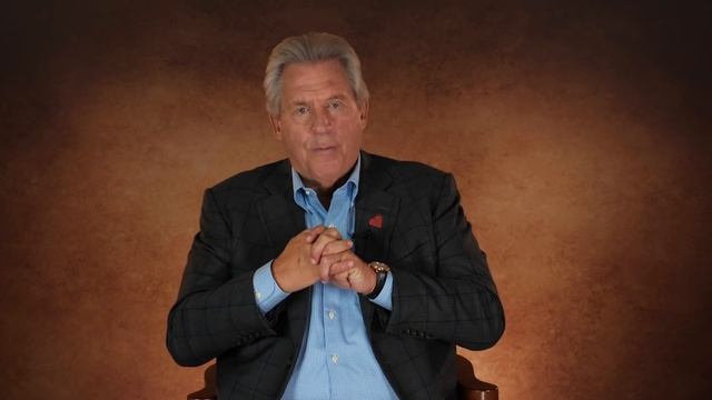 ENGAGING LEADER - A Minute With John Maxwell, Free Coaching Video смотреть онлайн