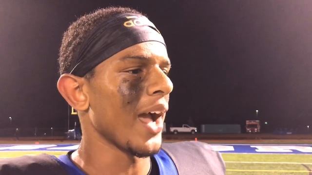 Walled Lake Western football celebrates dominant 40-10 win over South Lyon смотреть онлайн