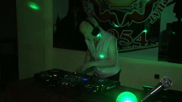 дискотека 8 марта муслим нагиев музыка в стиле House