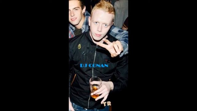 CHECK ME OUT - KRISS DARANG (DEEP GLITCH MIX) смотреть онлайн