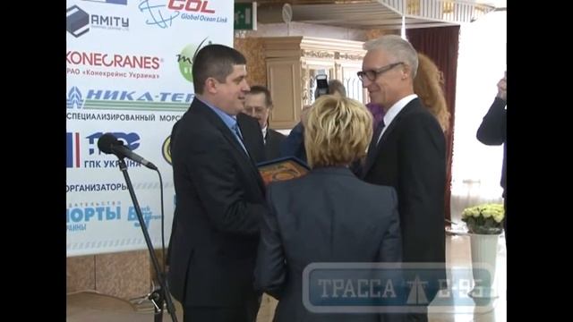 Одесса, порт Южный, рабочий визит министра инфраструктуры Максима Бурбака смотреть онлайн