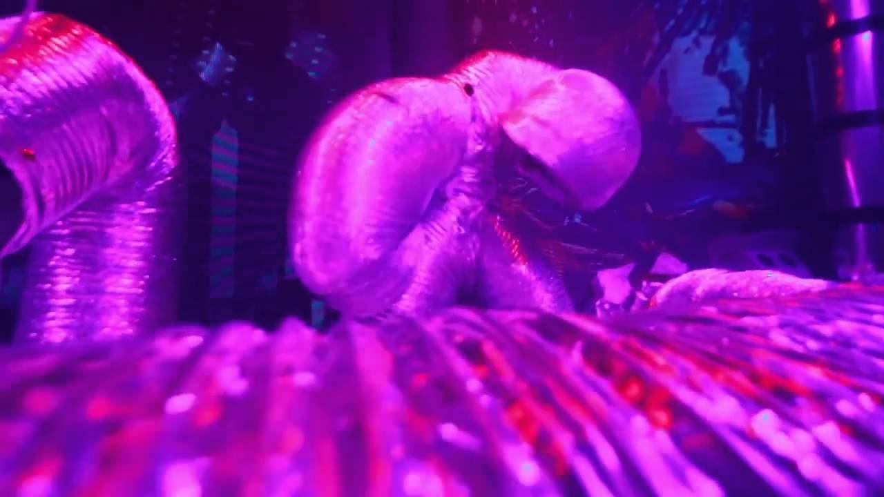 The Worm Show, DJ Famous (Famous Music Records) @ Club BAZA, Grodno 28.09.2012 смотреть онлайн