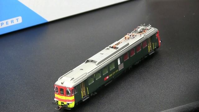 On Track With Rey Piko Swiss RBe4/4 Product Review Episode #1 смотреть онлайн