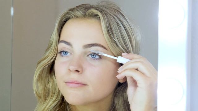 Embryolisse | Lashes Booster смотреть онлайн