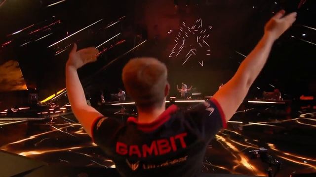 Dance Battle Time XD redgar vs starxo смотреть онлайн
