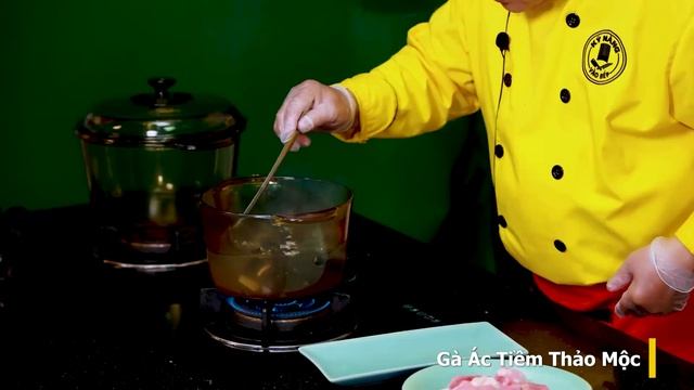 Gà ác tiềm thảo mộc - Cách nấu Gà ác hầm thảo mộc thơm ngon - bổ dưỡng - Kỹ Năng Vào Bếp - Thầy Cán смотреть онлайн