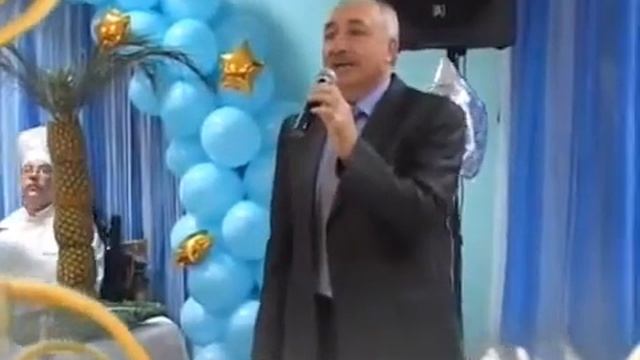 Умар-Алий Бостанов . Видео с Новогоднего Огонька 2012 смотреть онлайн