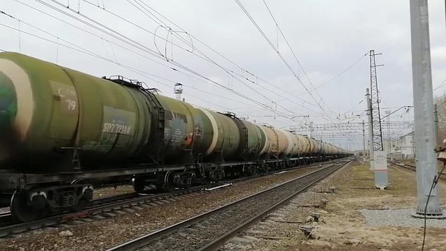 Электровоз ВЛ10У-700 с грузовым поездом, станция Воскресенск. БМО ж/д. смотреть онлайн