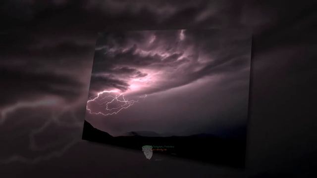 Lightning Storms | Paradise Valley, MT 🌩️ смотреть онлайн