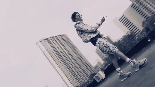 YEAT - Money So Big (REMIX) FEAT. MC STAN x DIVINE смотреть онлайн