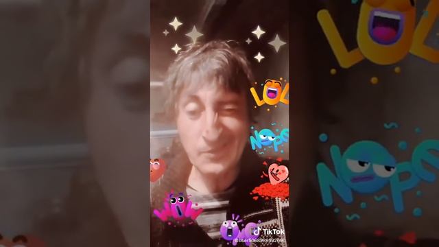 стих от Емельяна. в шубе дед Мороза, шёл наш Джигурда смотреть онлайн