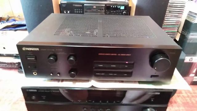 Pioneer A-302R смотреть онлайн