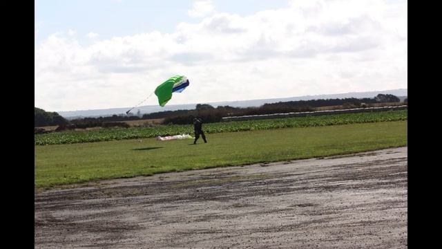 Paul Bristow Skydive. смотреть онлайн