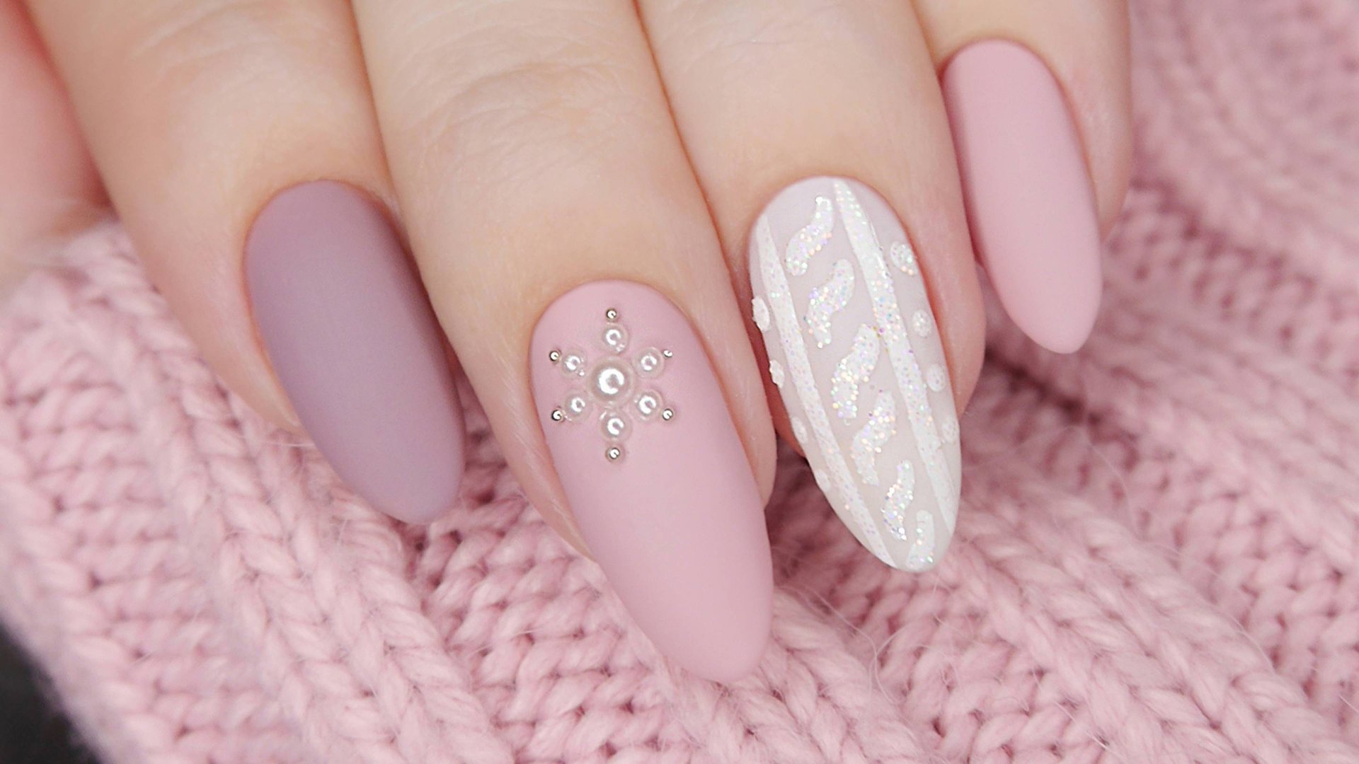 Вязаный маникюр обычным лаком