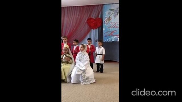 Праздничный концерт, посвящённый Дню матери смотреть онлайн