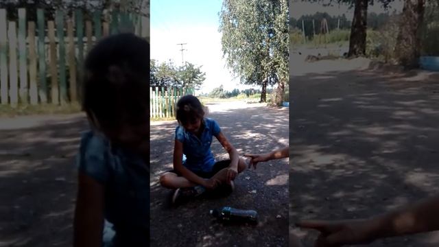 Мы играем в бутылочку смотреть онлайн