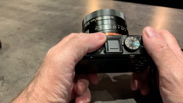 The Sony RX1R in 2021 - long review, size comparison, limitations, strong points, sample images. смотреть онлайн
