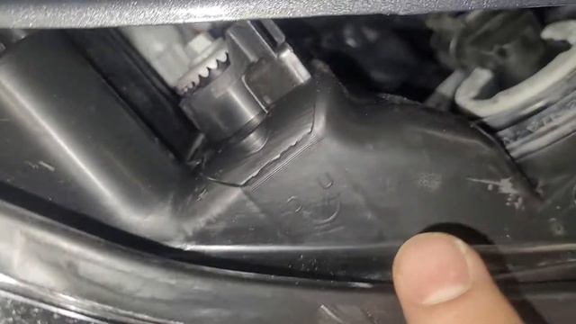 Регулировка фар Toyota Corolla