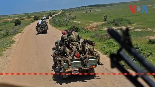 Ileyska VOA: Doorka warbaahinta ee dagaalka dowladda iyo Al-Shabaab смотреть онлайн