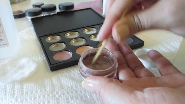 How To: Depot Loose Eyeshadow/Pigments смотреть онлайн