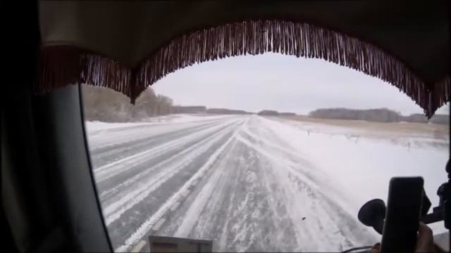 Омская объездная и фура ушла в Кувет . И слили солярку на 47-48 км ЕКАТ смотреть онлайн