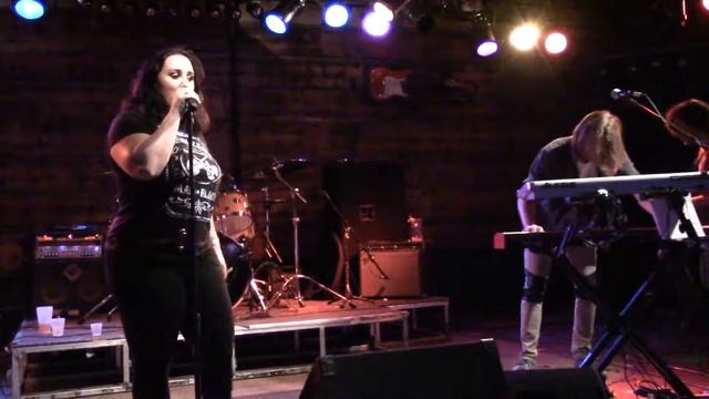 MAMAS BROKEN HEART - Miranda Lambert (live band cover) by Alannah McCready смотреть онлайн