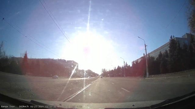 Луганск, ул. Ватутина, кв. Ватутина. 2021/10/27 смотреть онлайн